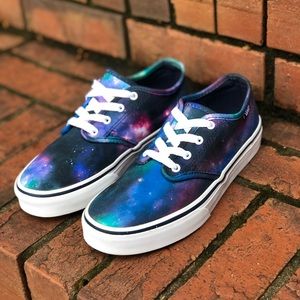 VANS Galaxy Sneakers Kids size 3 LIKE NEW!!